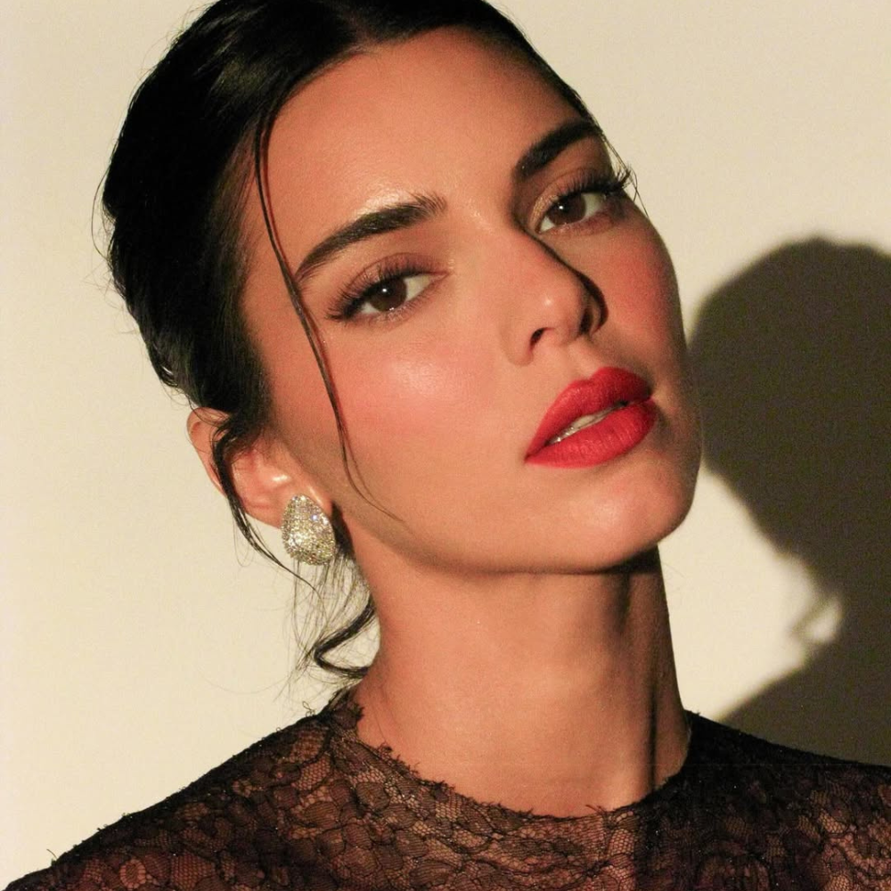 Facial Balancing: The Go-to Celebrity Procedure Reshaping Beauty In 2026 – Style Rave