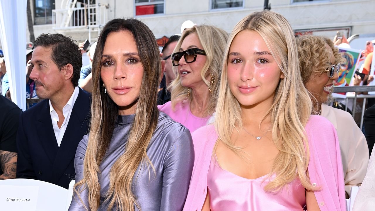 Harper and Victoria Beckham Tap Summer’s Hottest Nail Trend for Mother-Daughter Manis – Vogue